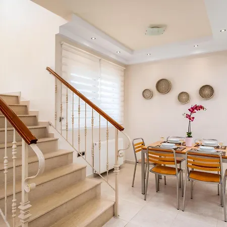 Sunset View Paradisi Paradeísion