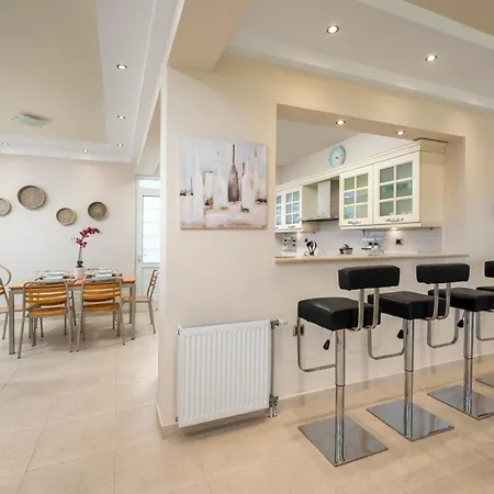 Sunset View Paradisi *