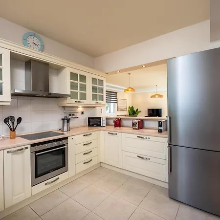 Villa Sunset View Paradisi